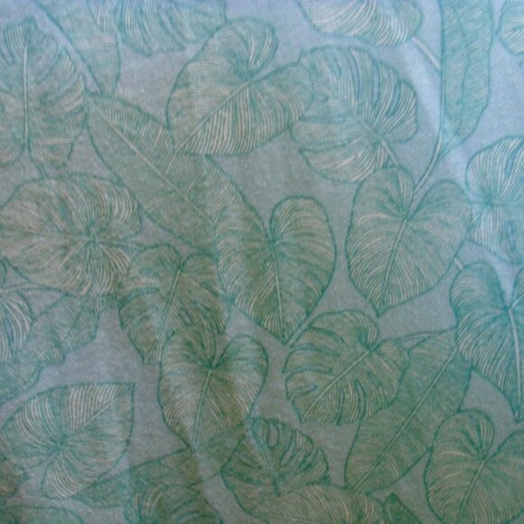 Like New TOMMY BAHAMA Aqua Blue Leaf Print Breathable Lightweight Knit Shirt XL - Picture 4 of 6